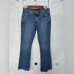 VTG Levi's Women's 515 Bootcut Stretch Leg Blue Jeans